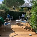 בית נופש Charmante Petite Maison Dans Avec Piscine Chauffee A 600 M De La Belgodère