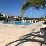 בית נופש Charmante Petite Maison Dans Avec Piscine Chauffee A 600 M De La Belgodère
