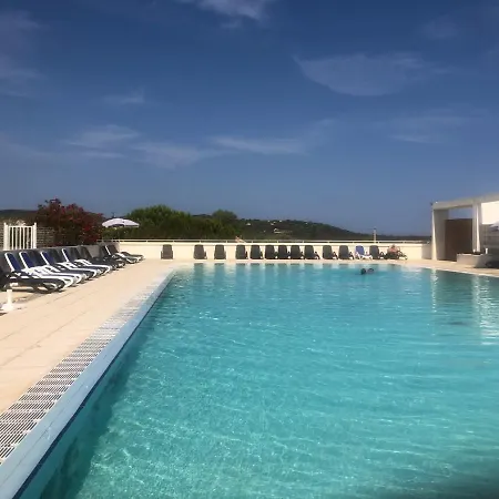 Charmante Maison Mitoyenne Cosy Acces Piscine Chauffee & 600m Feriehus