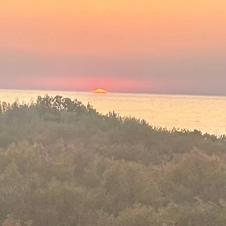 Charmante Petite Maison Dans Avec Piscine Chauffee A 600 M De La Semesterbostad