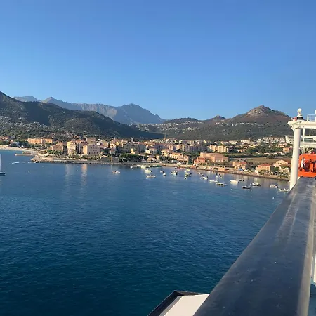 Charmante Petite Maison Dans Avec Piscine Chauffee A 600 M De La Holiday home *