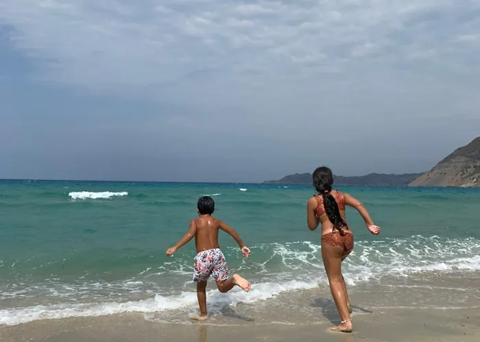 Hébergement de vacances Charmante Petite Maison Dans Résidence Avec Piscine Chauffée à 600 M De La *